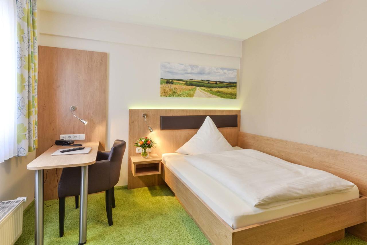 Sixt Hotel 3*