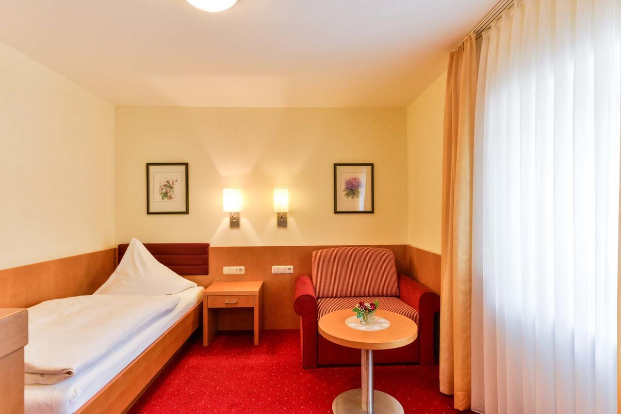 Hotel Sixt Rohr in Niederbayern